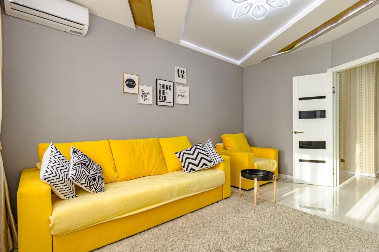 "7 Я-41" Apartment Astana Eksteriør billede