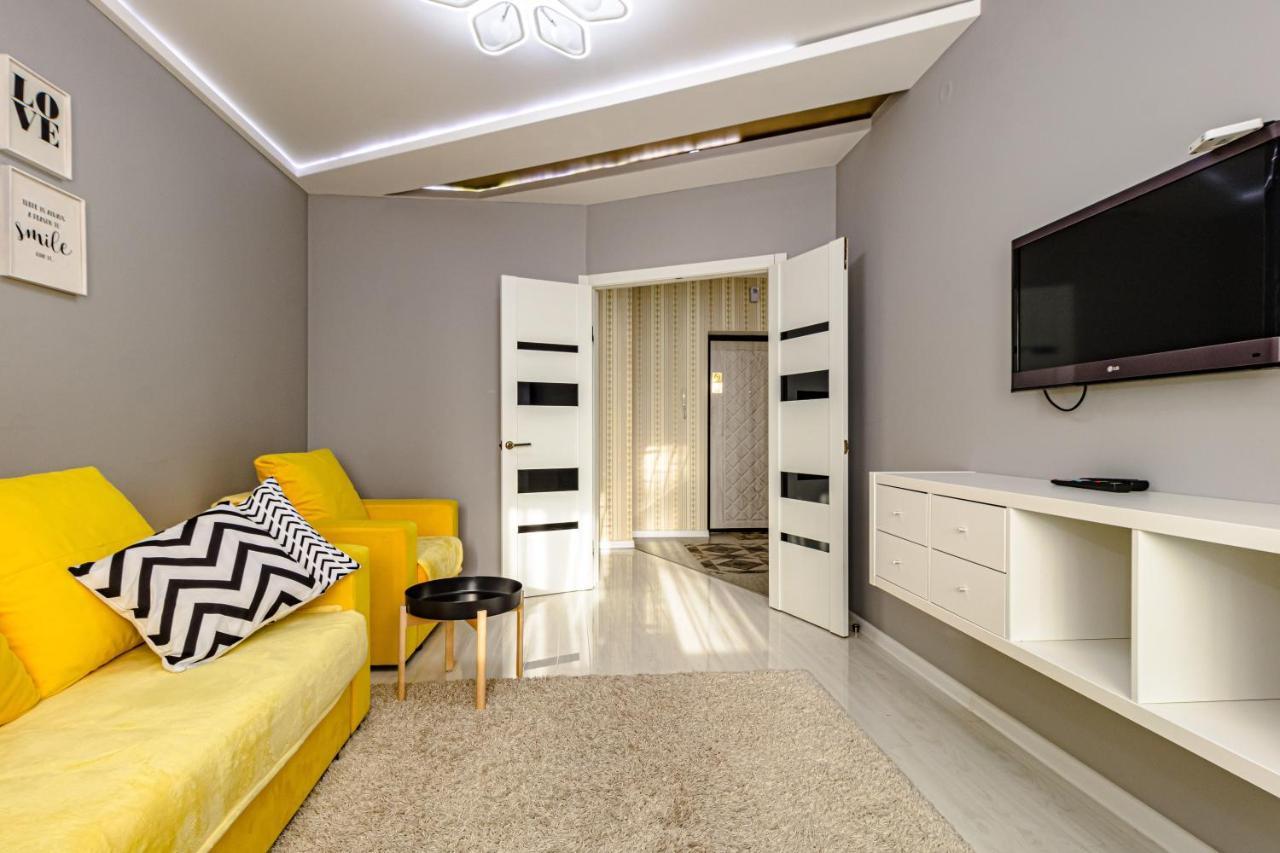 "7 Я-41" Apartment Astana Eksteriør billede