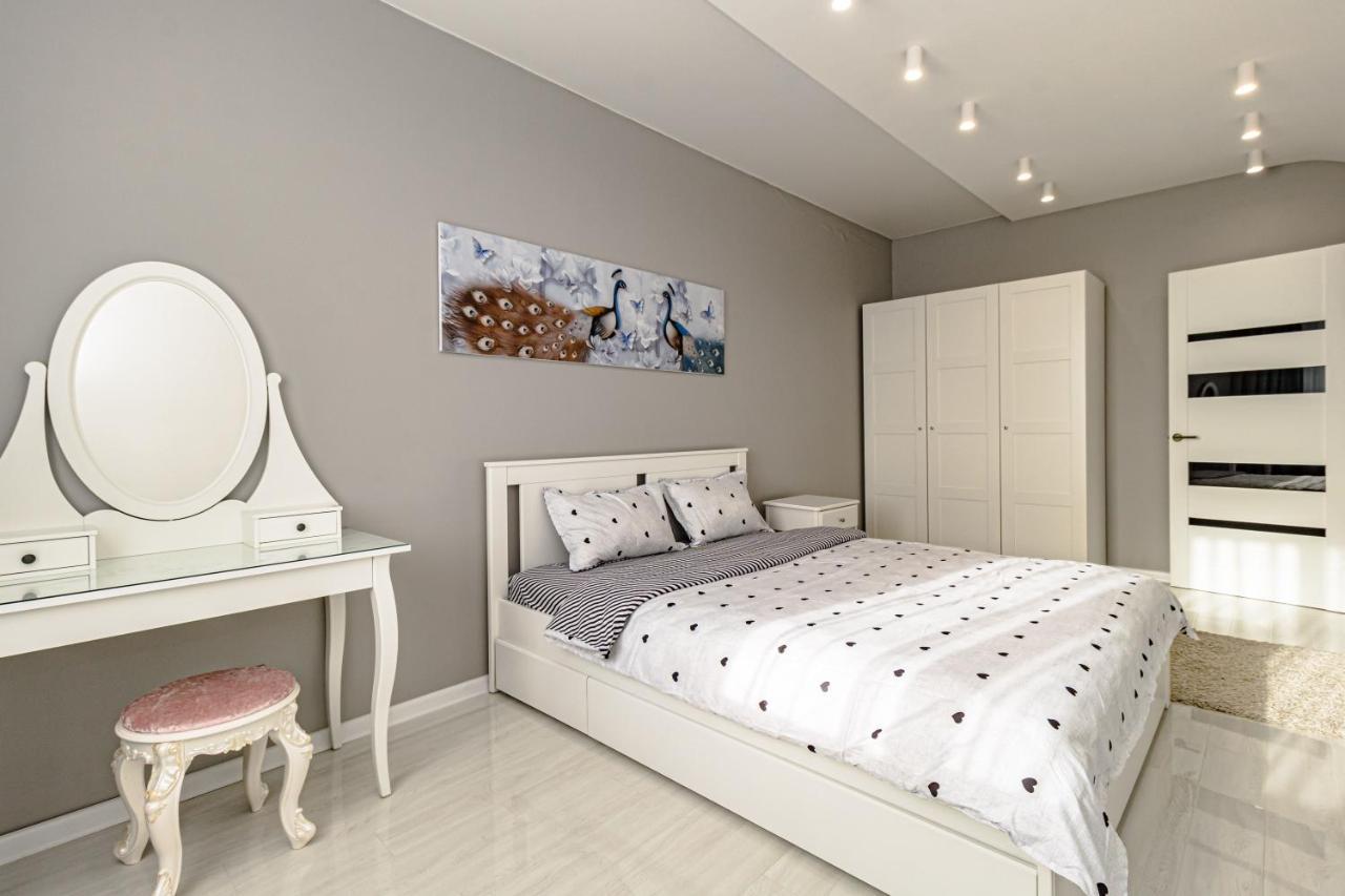 "7 Я-41" Apartment Astana Eksteriør billede